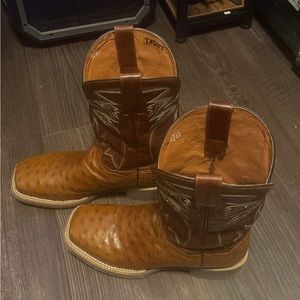 Dan Post full quill ostrich boots size 9.5